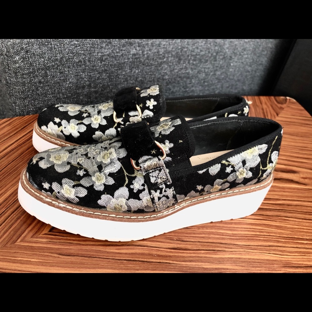 Zara Embroidered Floral Satin Flat Shoe